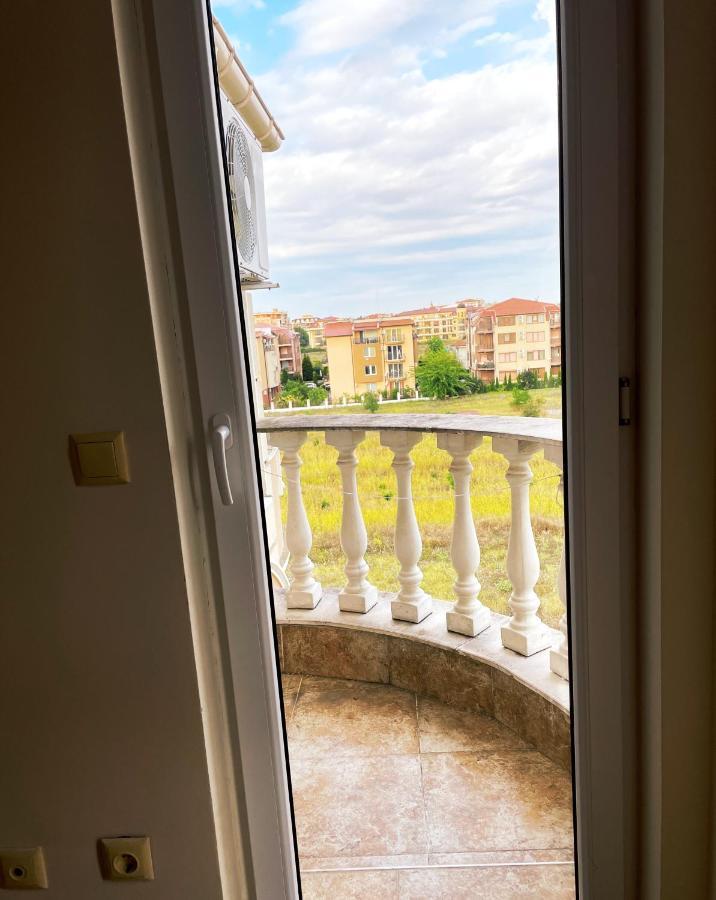 Mellia Boutique Apartments Ravda Esterno foto